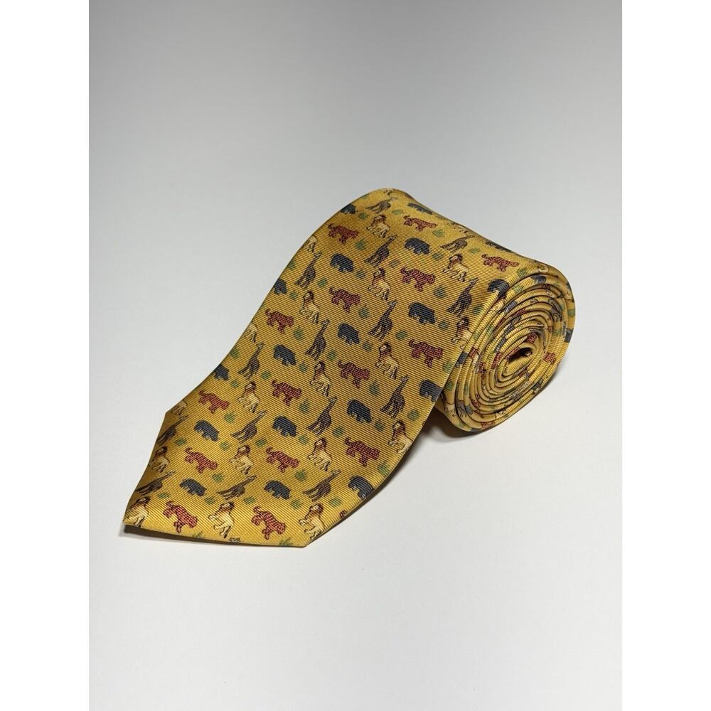 BROOKS BROTHERS 346 100% Silk Tie Yellow Animal Print AOP Mens Necktie 58x3.25